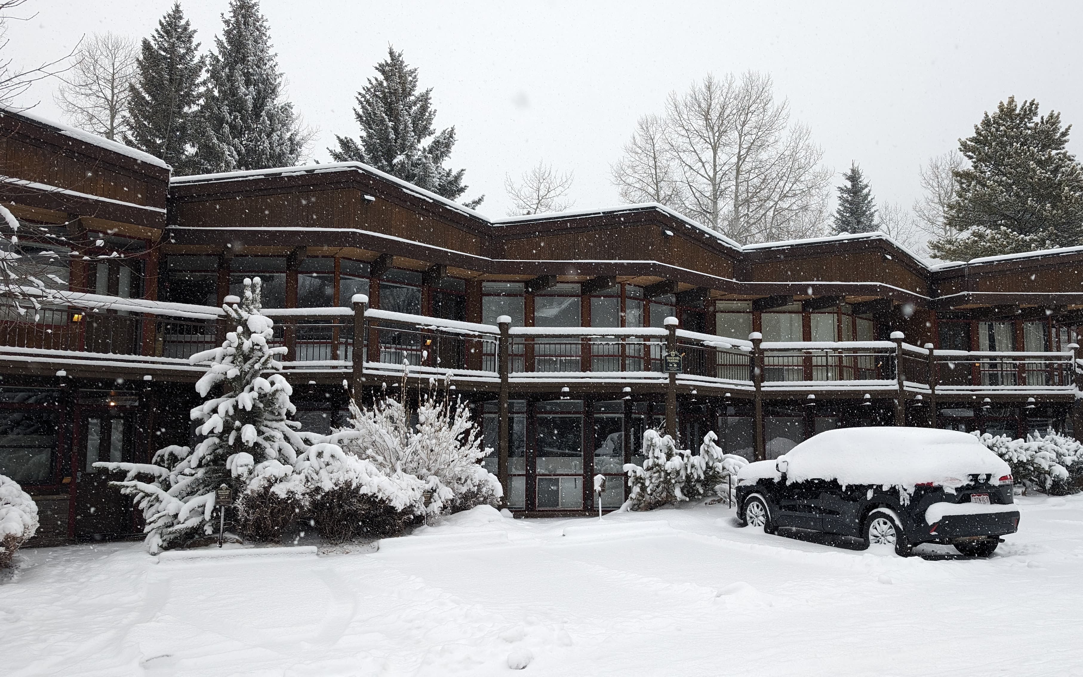 Best Aspen Condo exterior in winter